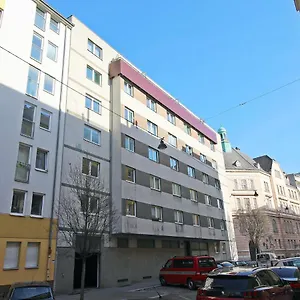 Waits For By Interhome Wien