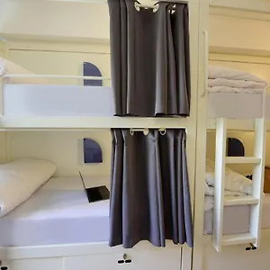 Room00 , Lisboa Portugal