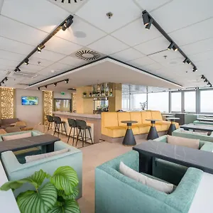 Expo Tower By Mellow Mood 4* Budapeşte