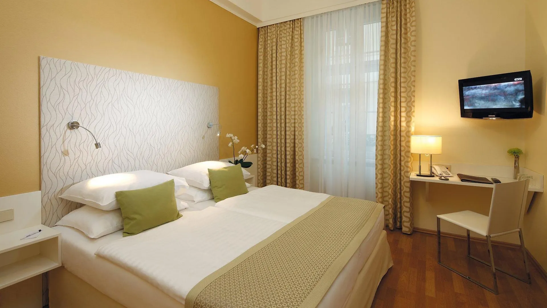 Hotel Wandl Vienna 4*,